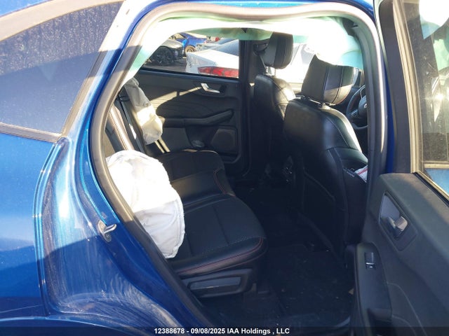 1FMCU9MZ8PUA23426 Ford dura d4 ivct atk