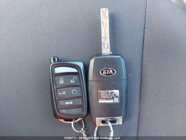 KIA gamma 2016 KNADM4A32G6611061 Image 11