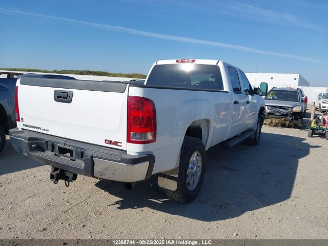 GMC l96 2014 1GT423CG8EF119814 Image 4