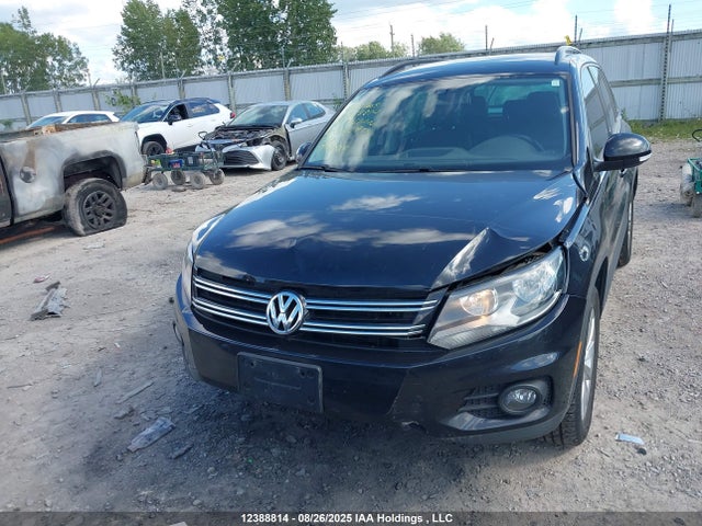 WVGNV7AX2HW506297 Volkswagen Tiguan