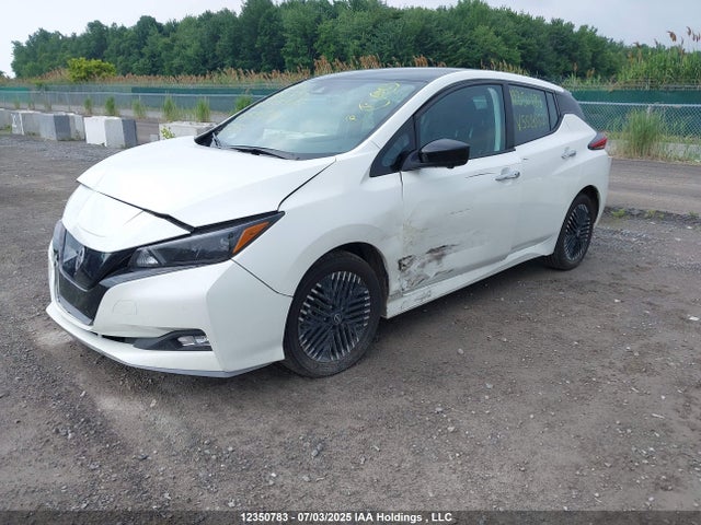 1N4CZ1CV4RC552053 Nissan Leaf