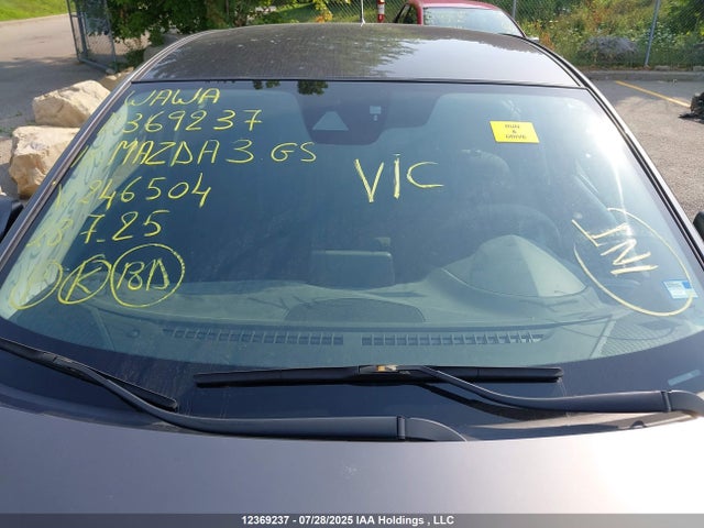 3MZBN1L70JM246504 Mazda pe
