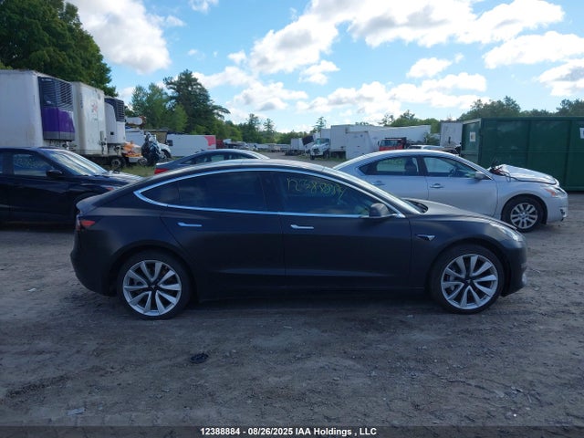 5YJ3E1EB1JF110816 Tesla MODEL 3