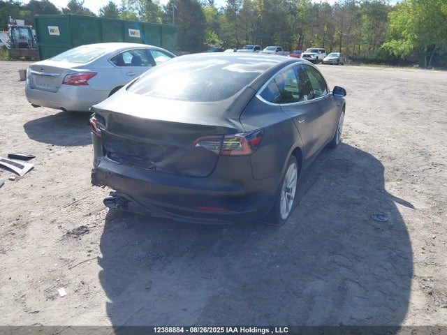 5YJ3E1EB1JF110816 Tesla MODEL 3