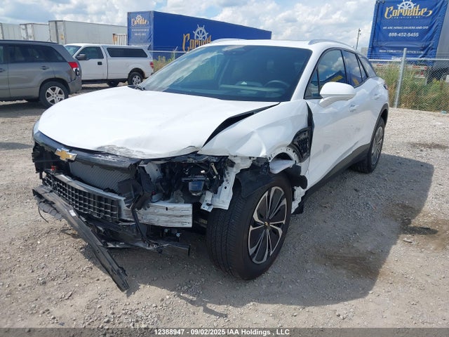 Chevrolet x0c+ec5 2024 3GNKDBRJ9RS198577 Image 2