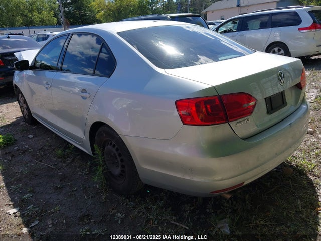 Volkswagen 2014 2014 3VW2K7AJ3EM255021 Image 3