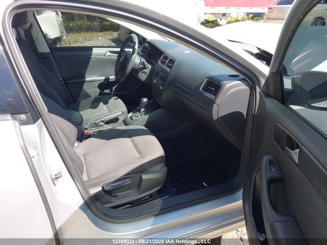Volkswagen 2014 2014 3VW2K7AJ3EM255021 Image 5