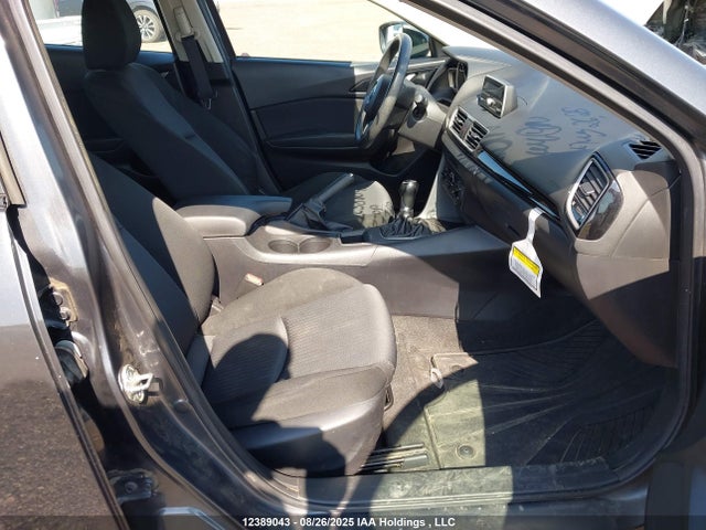 3MZBM1K7XFM201162 Mazda pe