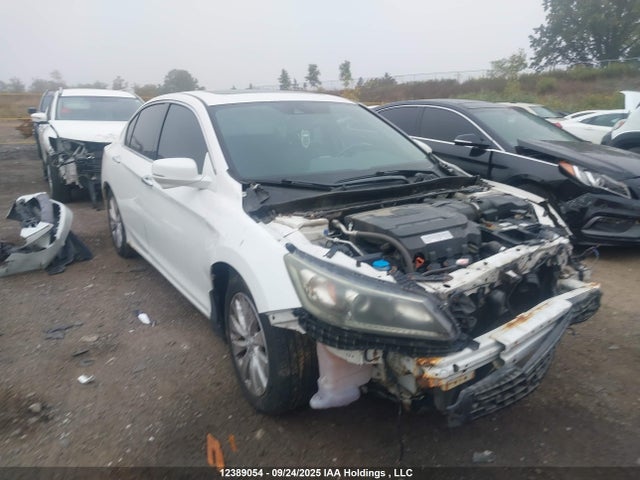 Honda j35y1 2014 1HGCR3F84EA801633 Image 1
