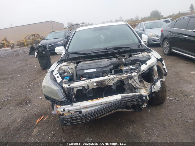 Honda j35y1 2014 1HGCR3F84EA801633 Image 12