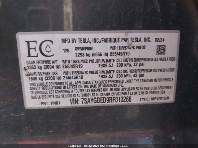 Tesla Model Y 2024 7SAYGDED9RF013266 Image 9