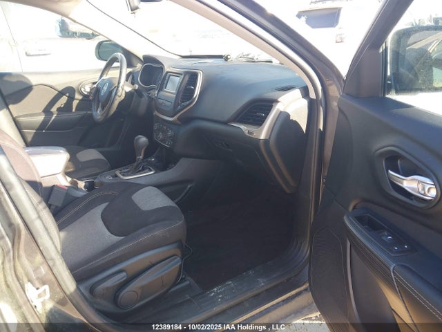 1C4PJMAS1GW377592 Jeep 2016