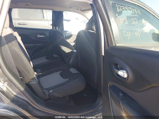 1C4PJMAS1GW377592 Jeep 2016