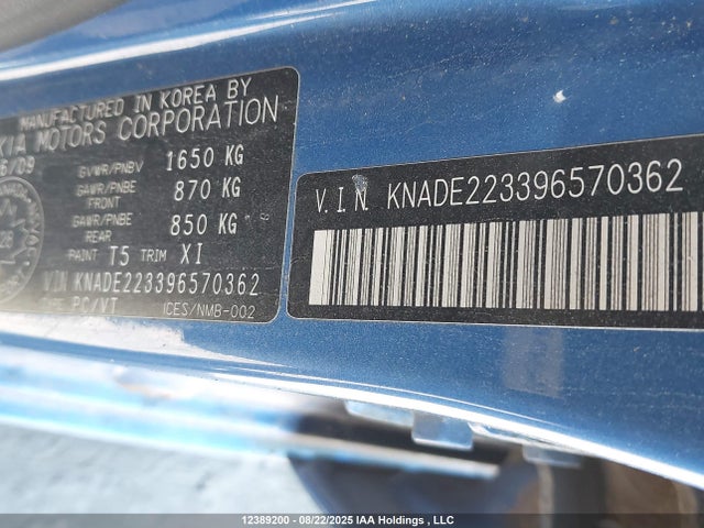 12389200 :رقم المزاد ، KNADE223396570362 vin ، 2009 Kia Rio مزاد بيع