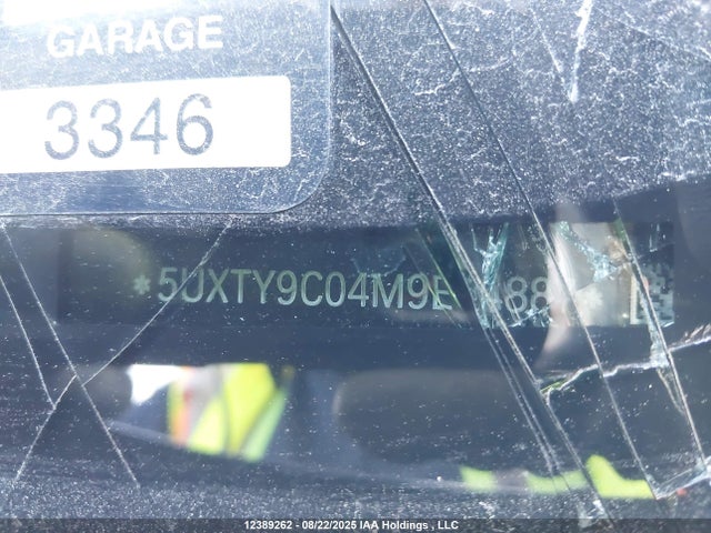 5UXTY9C04M9E94887 BMW X3