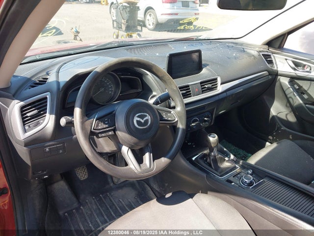 JM1BN1U71J1164084 Mazda pe