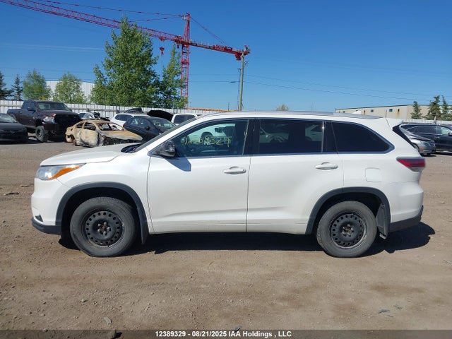 Toyota 2gr-fe 2014 5TDJKRFH2ES025678 Image 15