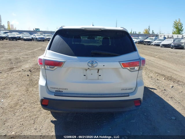 Toyota 2gr-fe 2014 5TDJKRFH2ES025678 Image 17