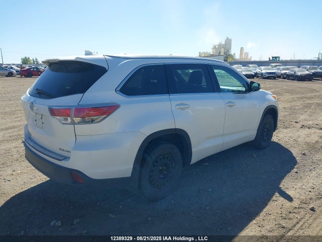 Toyota 2gr-fe 2014 5TDJKRFH2ES025678 Image 4