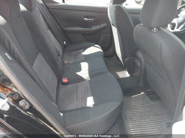 3N1AB8DV8NY262691 Nissan Sentra