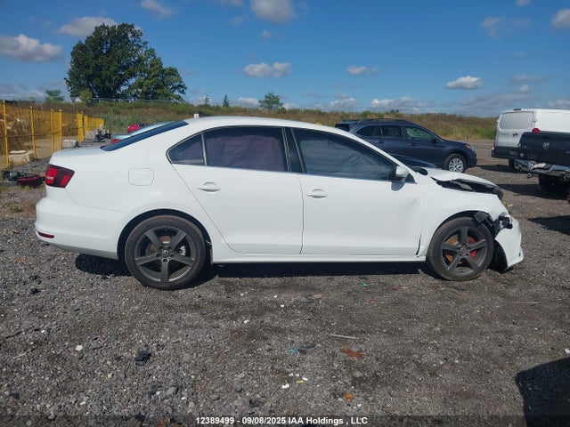 3VWD67AJ8GM374439 Volkswagen 1.4t