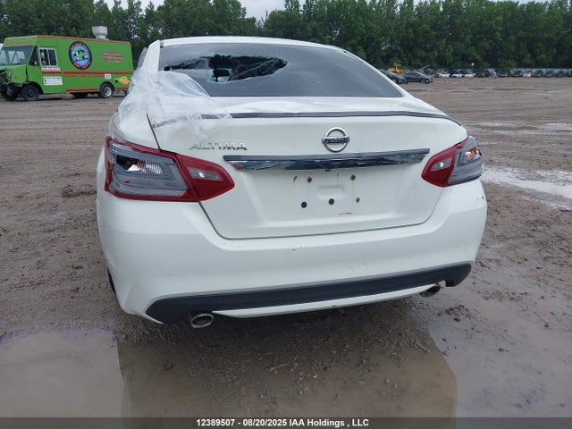 1N4AL3AP4JC239369 Nissan Altima