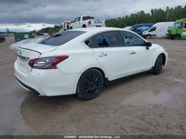 1N4AL3AP4JC239369 Nissan Altima