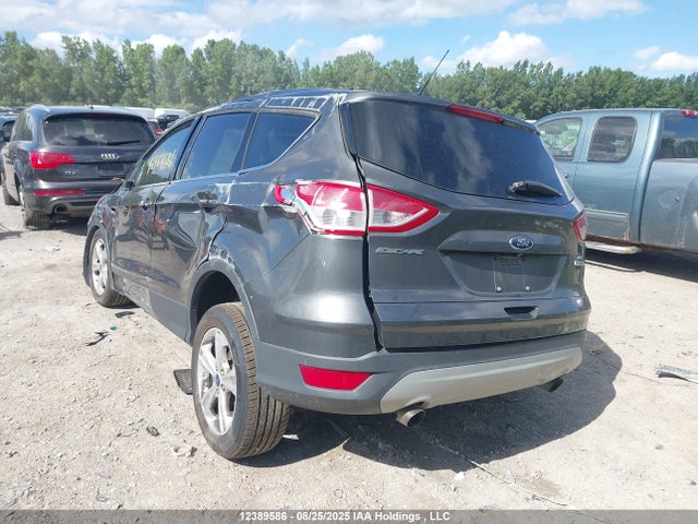 1FMCU0GX8FUC83197 Ford 2015