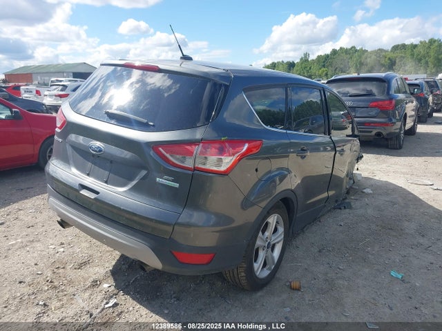 1FMCU0GX8FUC83197 Ford 2015