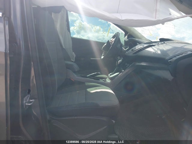 1FMCU0GX8FUC83197 Ford 2015