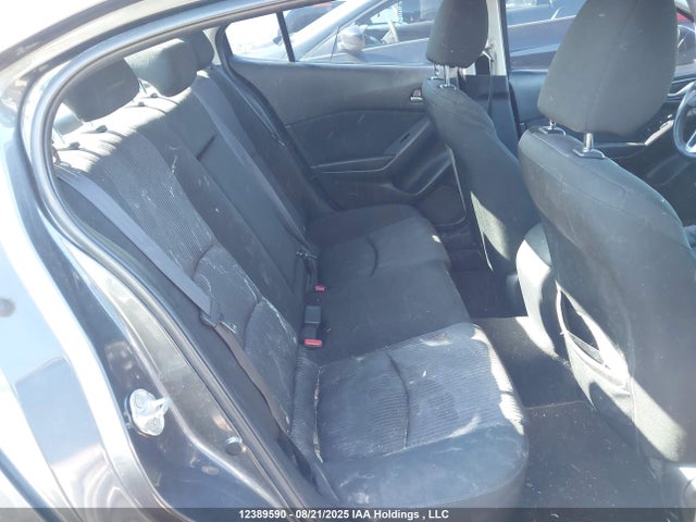 3MZBM1V76FM205088 Mazda pe