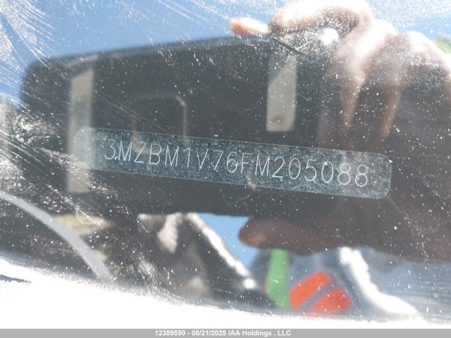 3MZBM1V76FM205088 Mazda pe