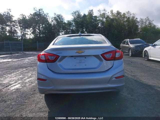 Chevrolet le2 -di: direct injection, vvt: variable valve timing, gen, alum 2018 1G1BE5SM2J7116292 Image 17