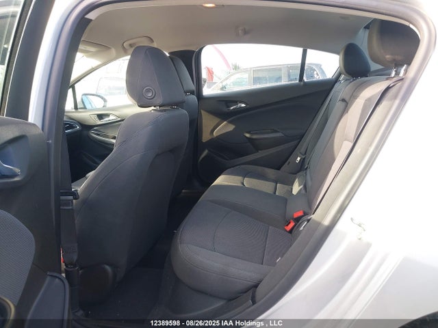 Chevrolet le2 -di: direct injection, vvt: variable valve timing, gen, alum 2018 1G1BE5SM2J7116292 Image 8