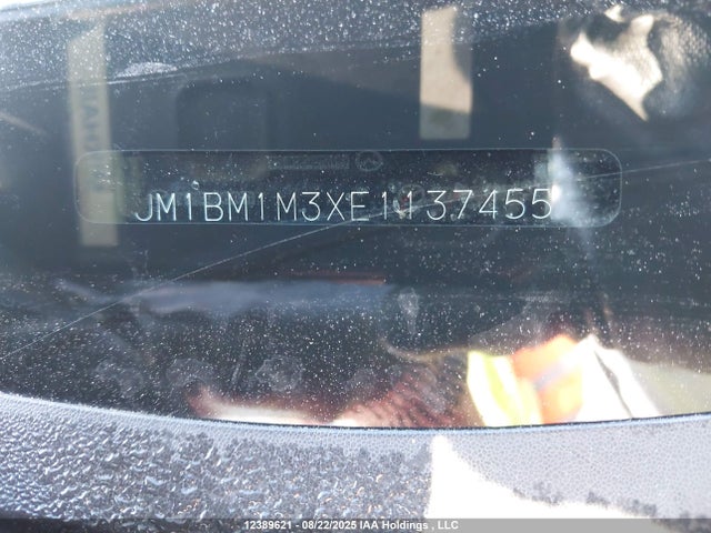 JM1BM1M3XE1137455 Mazda py