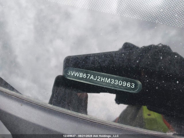 3VWB67AJ2HM330963 Volkswagen 1.4 tsi