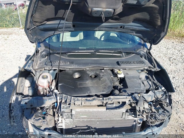 1FMCU9J98KUB37925 Ford Escape