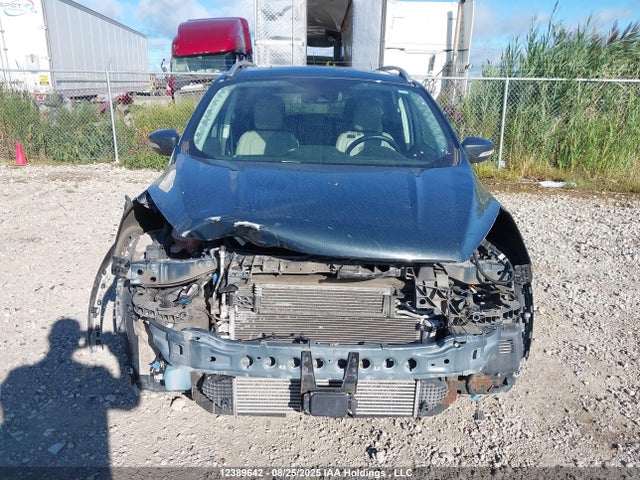 1FMCU9J98KUB37925 Ford Escape