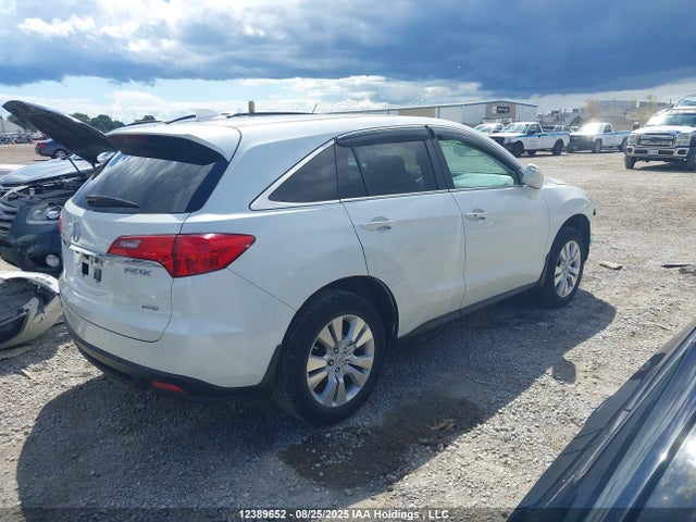 Acura j35z2 2015 5J8TB4H30FL803400 Image 4