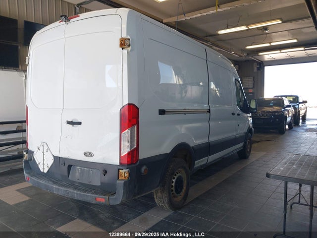 Ford 2017 2017 1FTYR2CM0HKB52458 Image 4