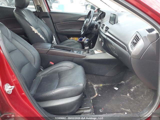 3MZBN1M39JM230751 Mazda py