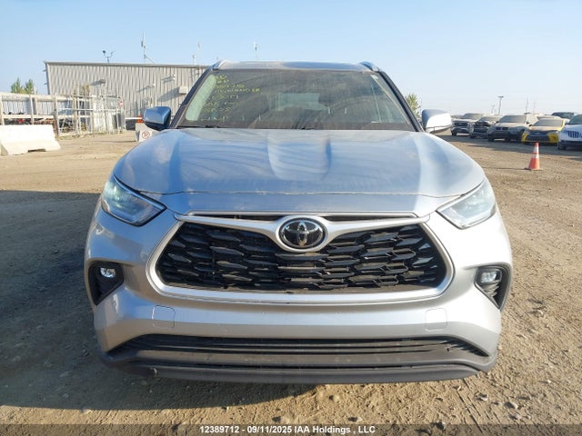 5TDGZRBH2NS563017 Toyota 2gr-fks