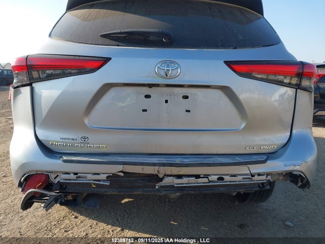 5TDGZRBH2NS563017 Toyota 2gr-fks