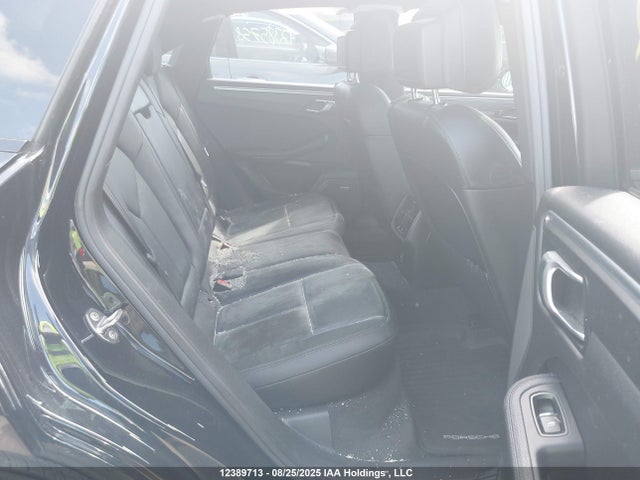 Porsche Macan 2019 WP1AA2A51KLB08442 Image 8