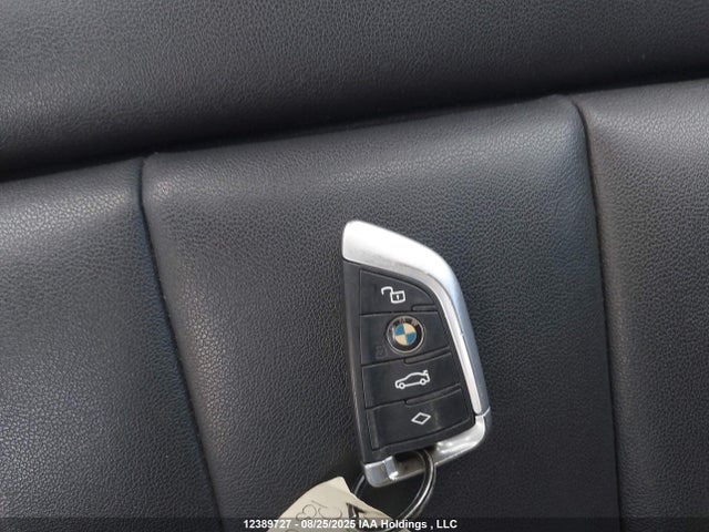 BMW 2019 2019 WBA5R7C54KAJ82520 Image 11