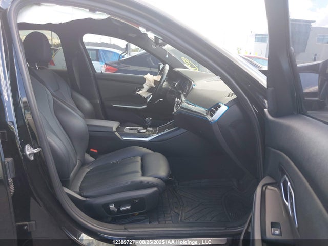 BMW 2019 2019 WBA5R7C54KAJ82520 Image 5