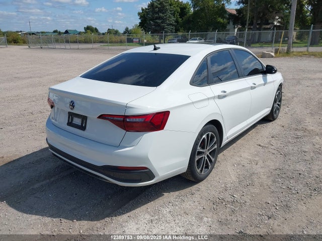 3VWSM7BU1NM031247 Volkswagen tsi