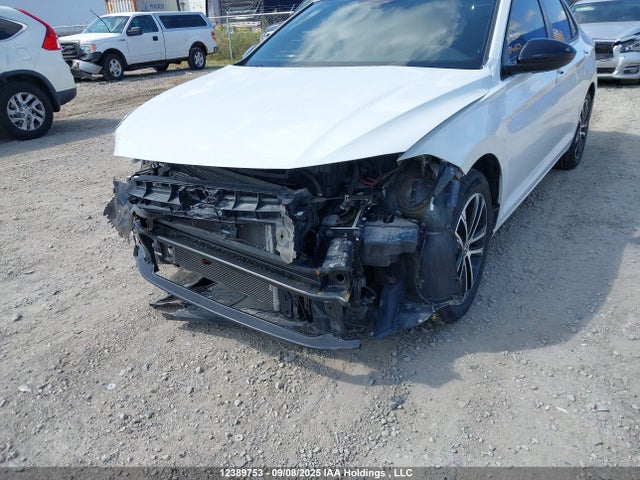 3VWSM7BU1NM031247 Volkswagen tsi
