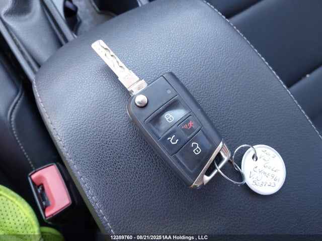 3VWC17AU1HM503823 Volkswagen 1.8 tsi