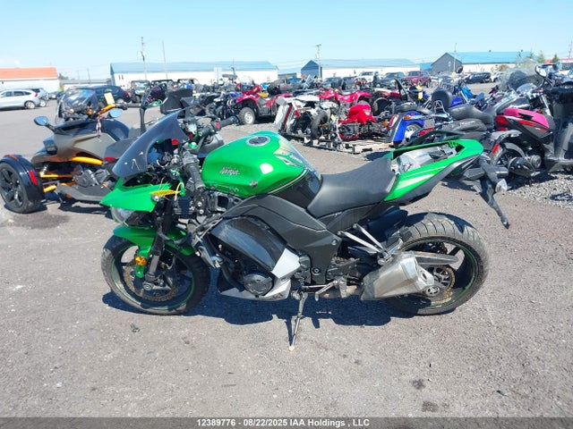 JKAZXCM13GA008860 Kawasaki 2016